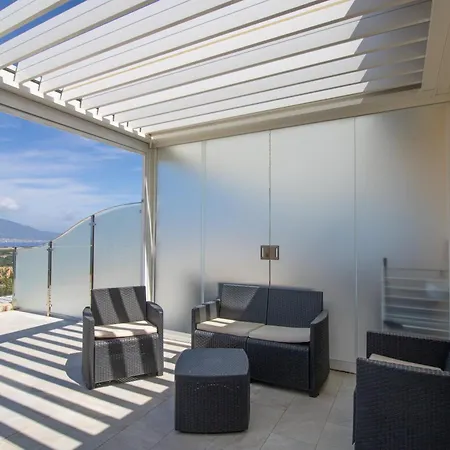 Sublime Neuf Apartment Albitreccia