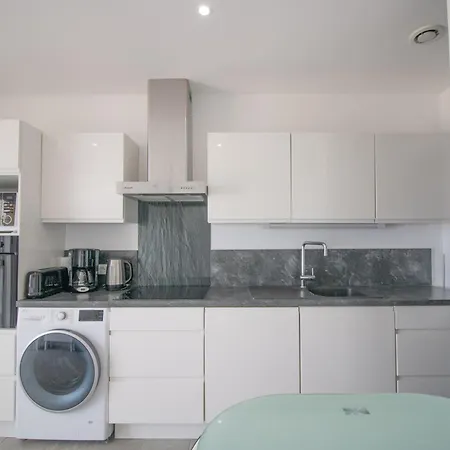 Sublime Neuf Apartment